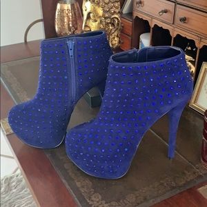 Wild Pair Platform Blue Bling Booties NWOT
